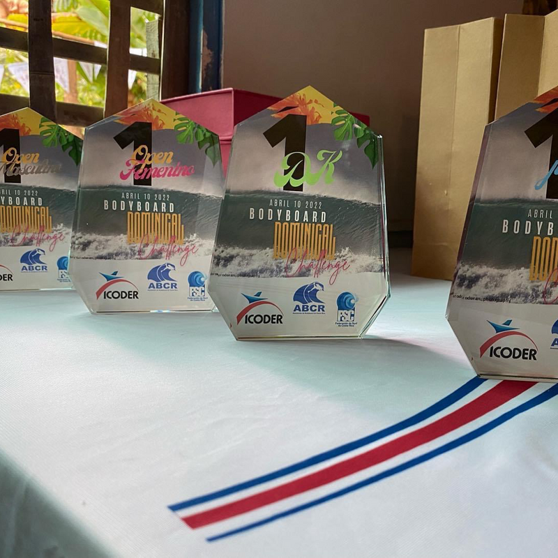 Surfing Republica - Dominical vibró con la primera fecha nacional de bodyboard