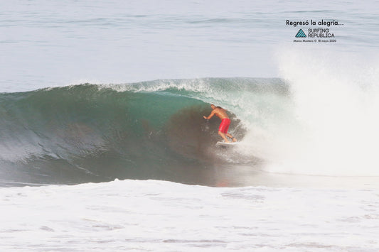 Surfing Costa Rica - Surfistas volvieron al agua este lunes