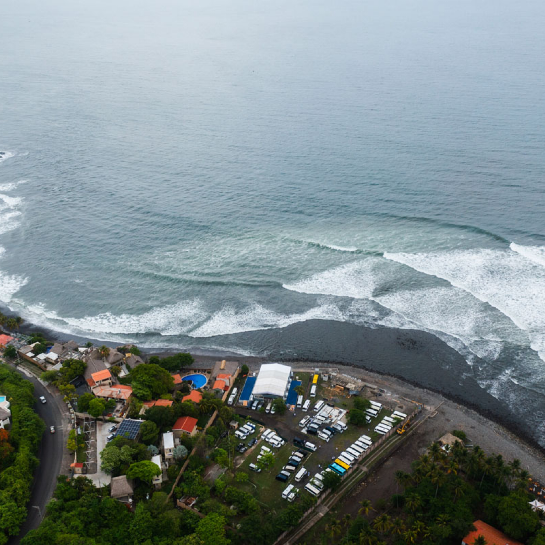 Surfing Republica - Horario de los ticos para el primer día de los Juegos Mundiales Junior de Surf