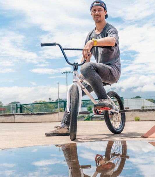 Surfing Costa Rica - Kenneth Tencio aconseja asesorarse para la creación de rampas en el país