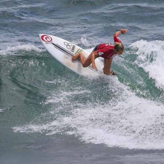 Surfing Republica - Darshan Antequera, Leilani McGonagle y Rubiana Brownell destacan en fecha QS de Barbados