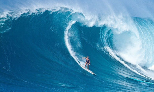 Surfing Costa Rica - Mujeres desafiarán evento de olas grandes