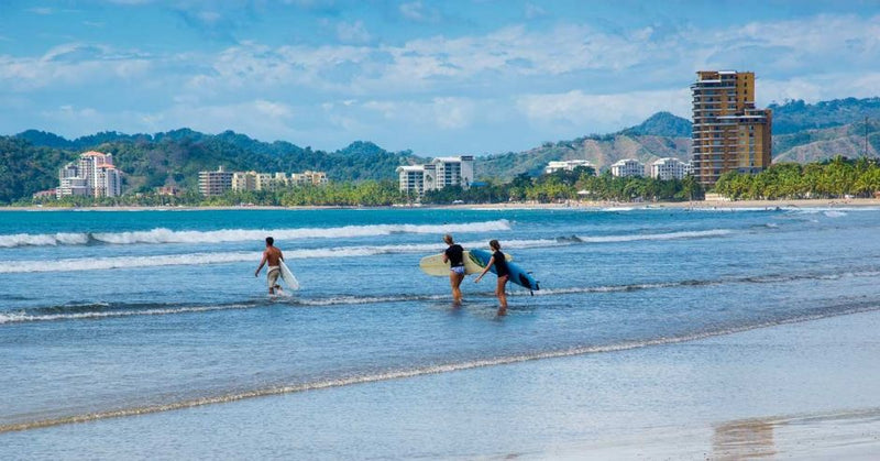 Surfing Costa Rica - Cantón de Garabito marcará  la diferencia ampliando la restricción horaria de playas
