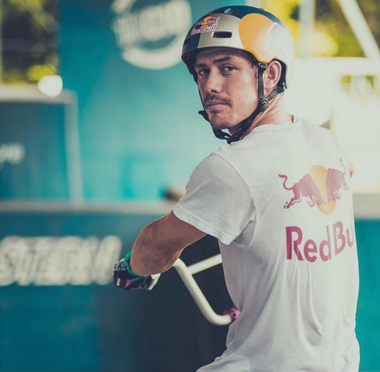 Surfing Costa Rica - Kenneth Tencio triunfó en los Estados Unidos