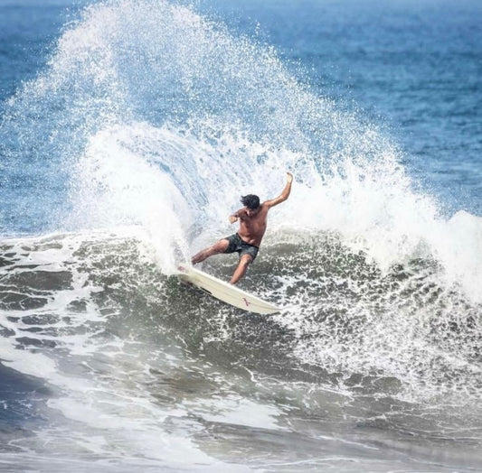 Surfing Costa Rica - Alvarez Bakery CR: el nuevo emprendimiento de Aron Álvarez