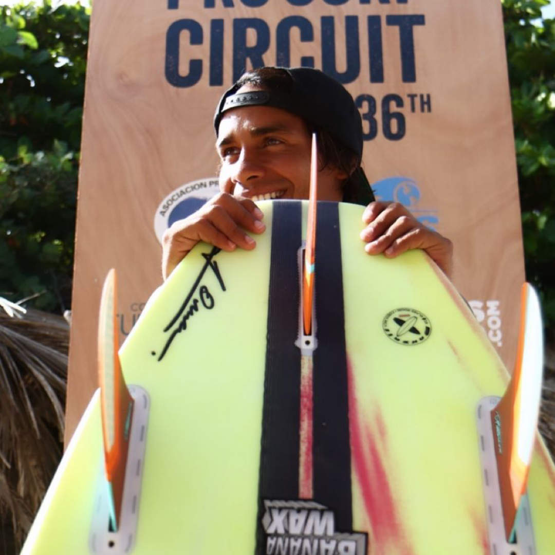 Surfing Republica- Representantes ticos continúan sólidos en Puerto Rico