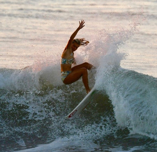 Surfing Costa Rica - Ticos continúan a buen ritmo en el segundo día de fecha latinoamericana de surf