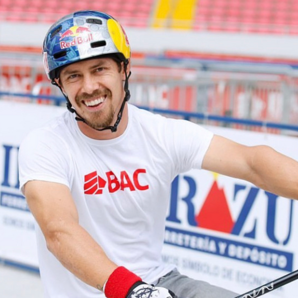 Surfing Republica - Kenneth Tencio conquista los X-Knights 2023 y sueña con una medalla olímpica