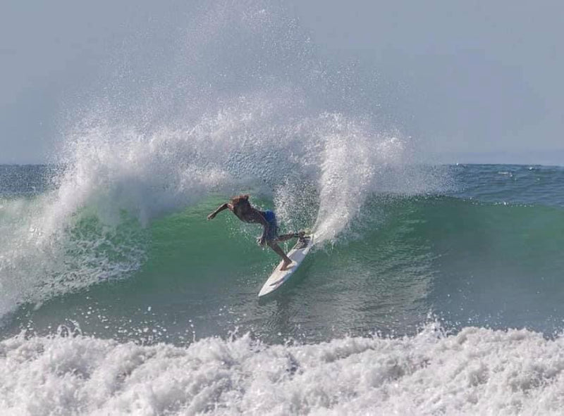 Surfing Costa Rica - Preselección Nacional de Surf viaja a Playa Pavones para continuar entrenamientos con miras al mundial de El Salvador