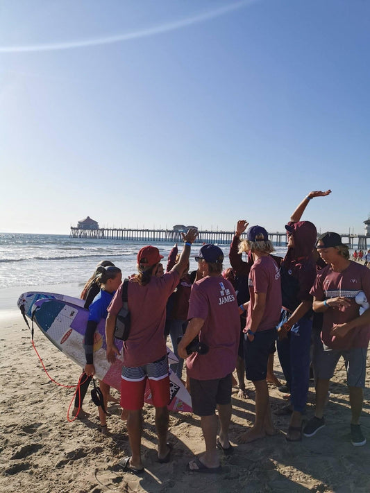 Difícil día para los ticos en Huntington Beach