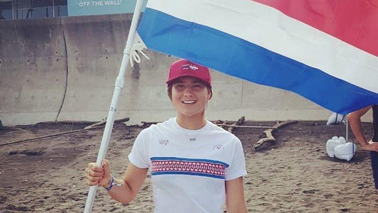 Ticas con rendimiento perfecto afrontarán la segunda jornada del Mundial de Surf en Japón