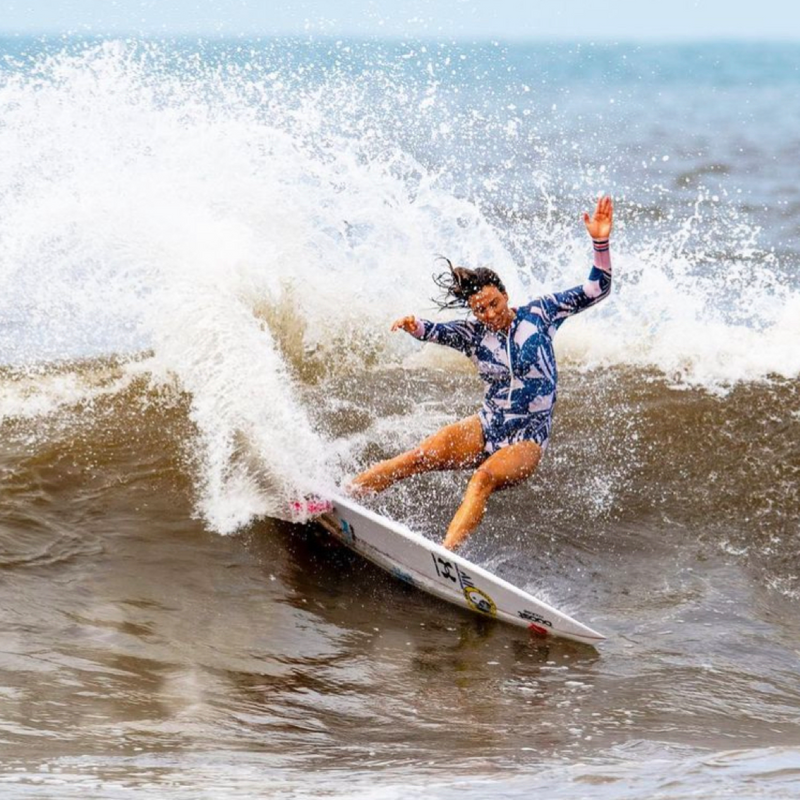 Surfing Republica - Arrancó la acción en el Surf City El Salvador Pro 2022