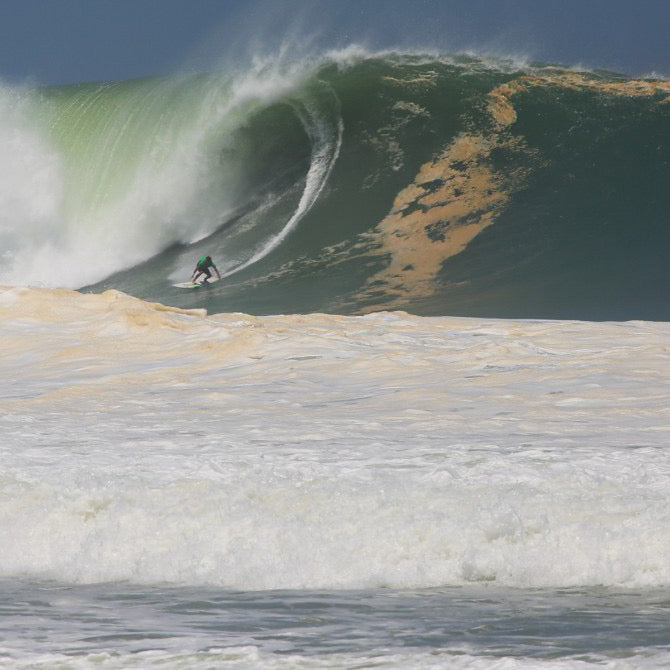 Surfing Costa Rica - Circuito latinoamericano de ola grande podría ser una realidad muy pronto