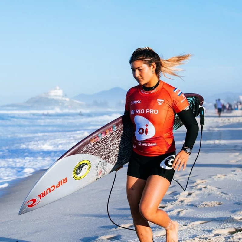 Surfing Republica - Conoce los eventuales escenarios para que Brisa Hennessy se mantenga en el top 5 del ranking luego de Sudáfrica