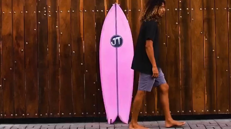 Surfing Costa Rica - Tabla de surf hecha en Costa Rica con material reciclado busca ganar concurso internacional