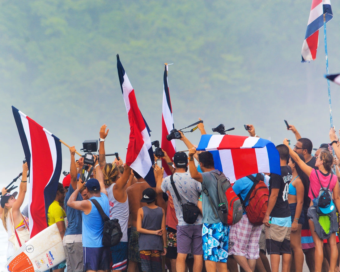Padres de familia y representates responden a comunicado de Federación de Surf