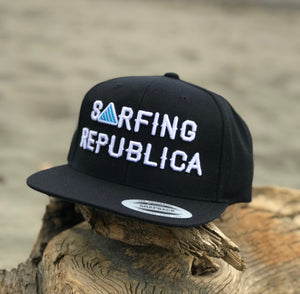 Gorra Surfing Republica